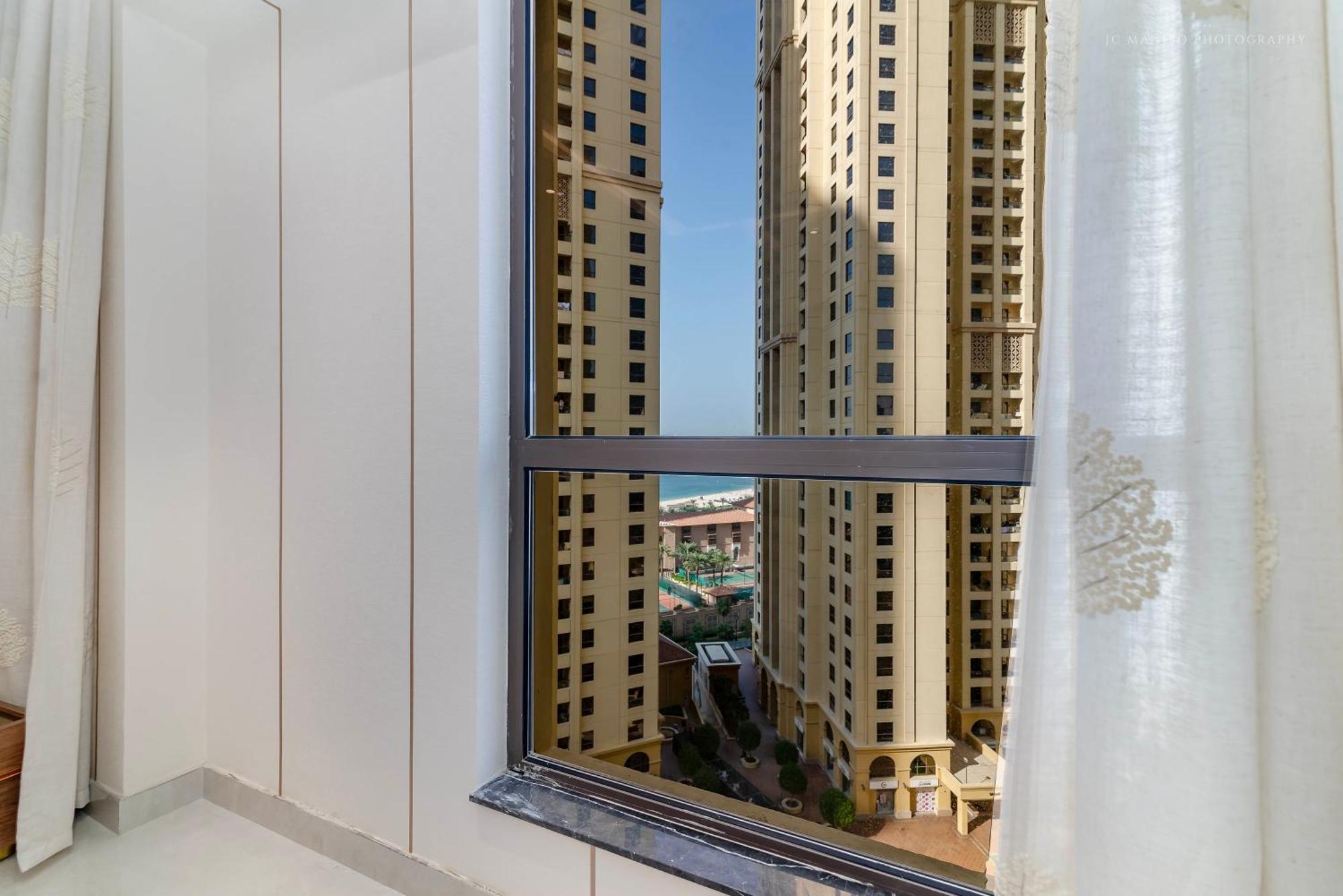 Usmans 4Bdrm Jbr Sadaf Next To Ritz Carlton Walk Apartment Dubai Bagian luar foto